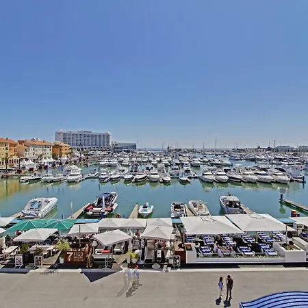 Garden Marina * 维拉摩拉
