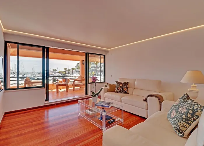 Garden Marina شقة