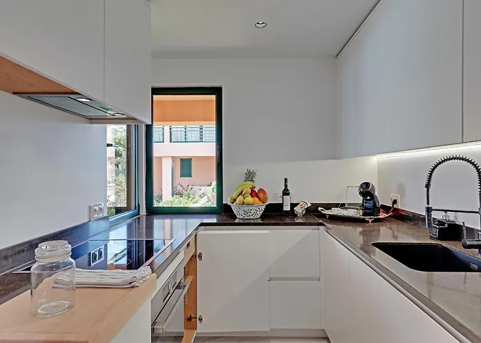 Garden Marina شقة فيلامورا